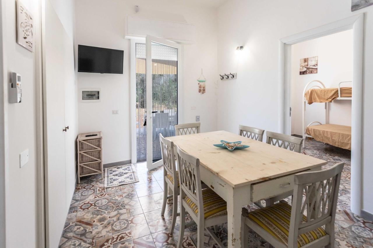 Villetta Andrea A Due Passi Dalla Sabbia - Apulia Home Torre San Giovanni Ugento Luaran gambar